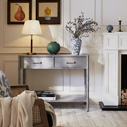 Console 2 tiroirs Elstowe en imitation bambou, gris chaud