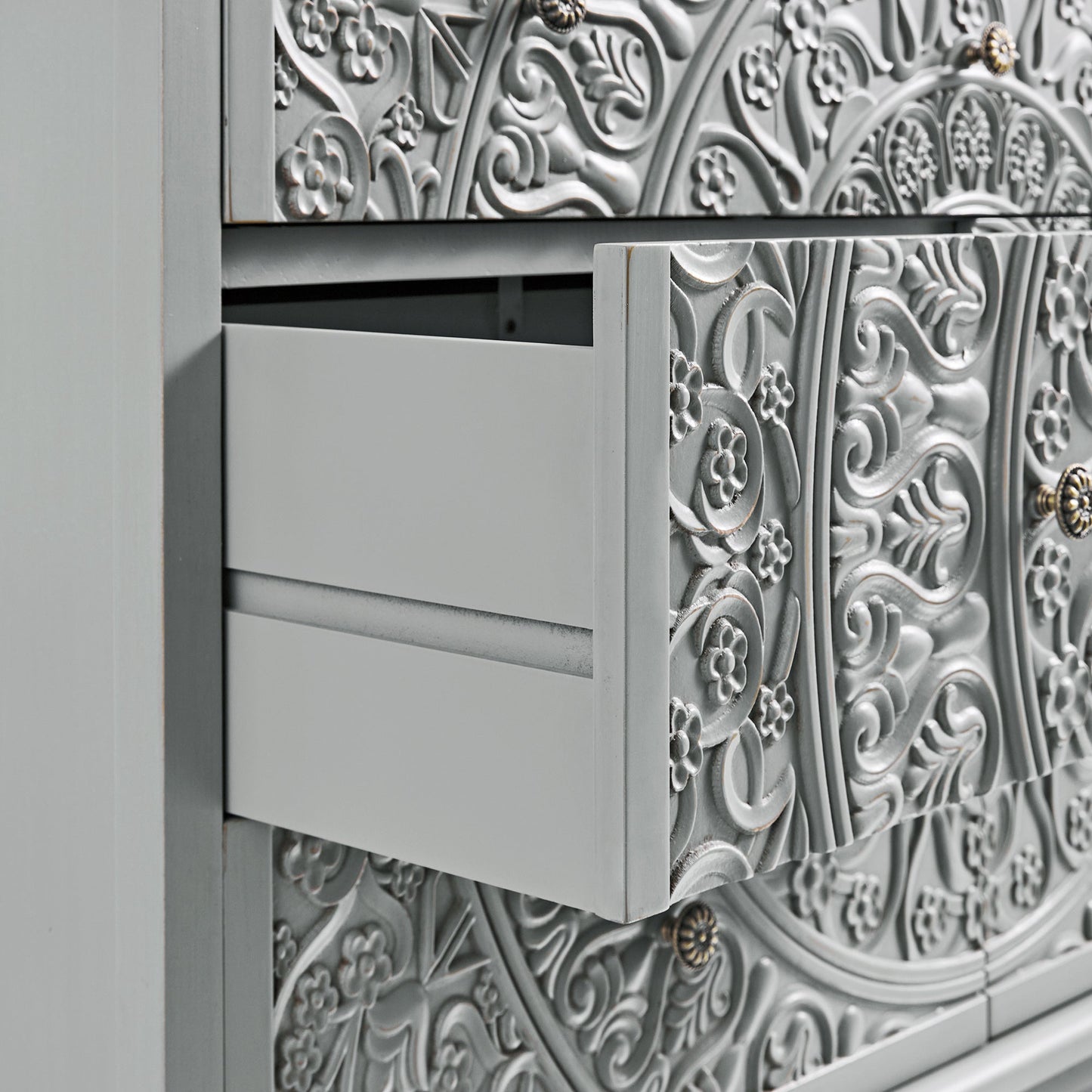 Commode 3 tiroirs sur 4 sculptée gris moyen Chantilly