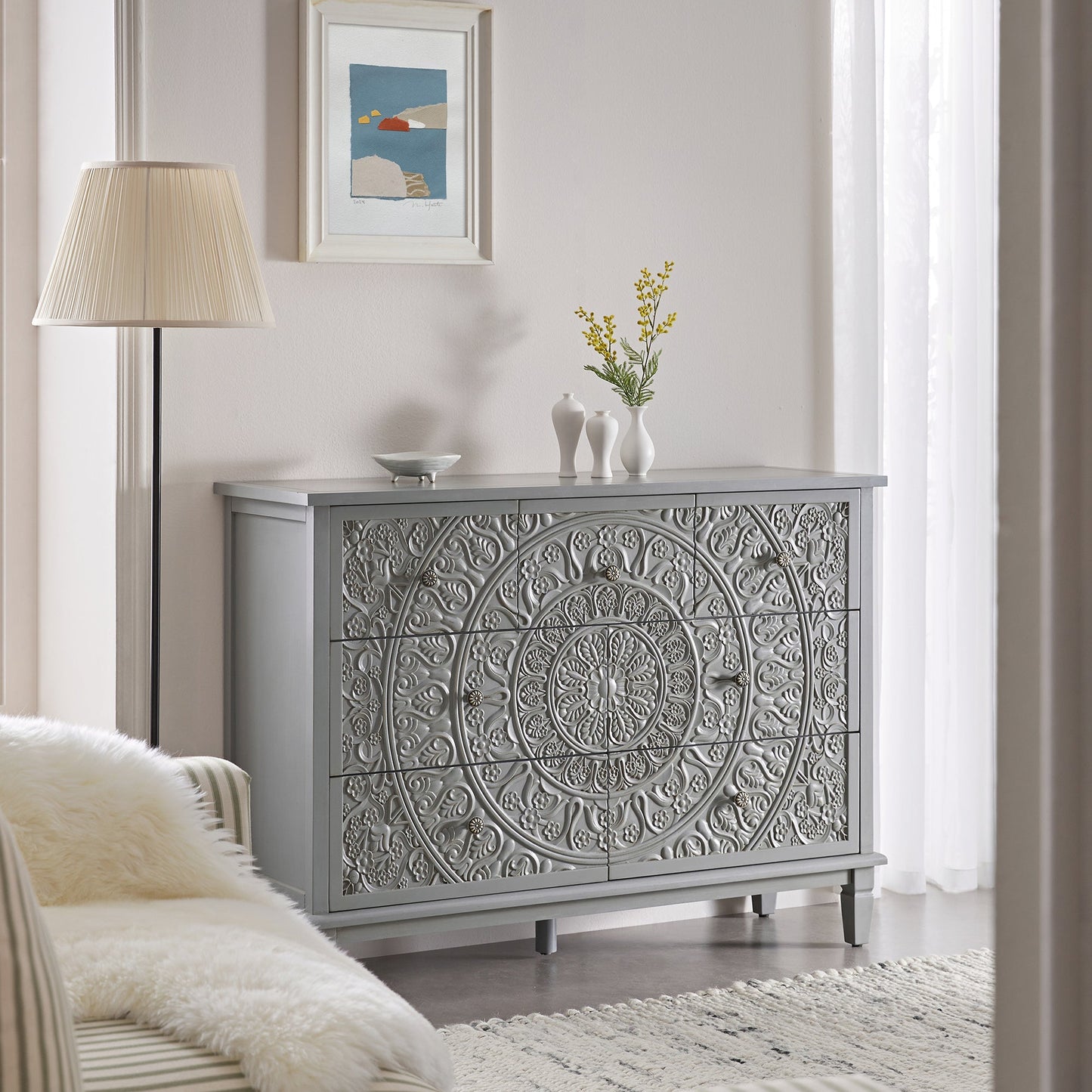 Commode 3 tiroirs sur 4 sculptée gris moyen Chantilly