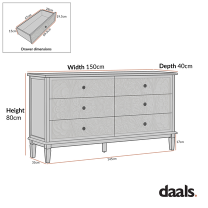 Commode large à 6 tiroirs sculptée blanchie à la chaux de Chantilly