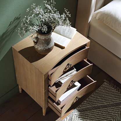 Table de chevet concave 3 tiroirs Thalia, naturelle