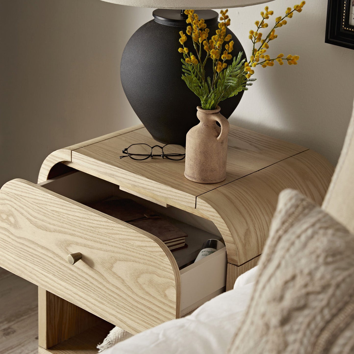Table de chevet Maude 1 tiroir, frêne naturel