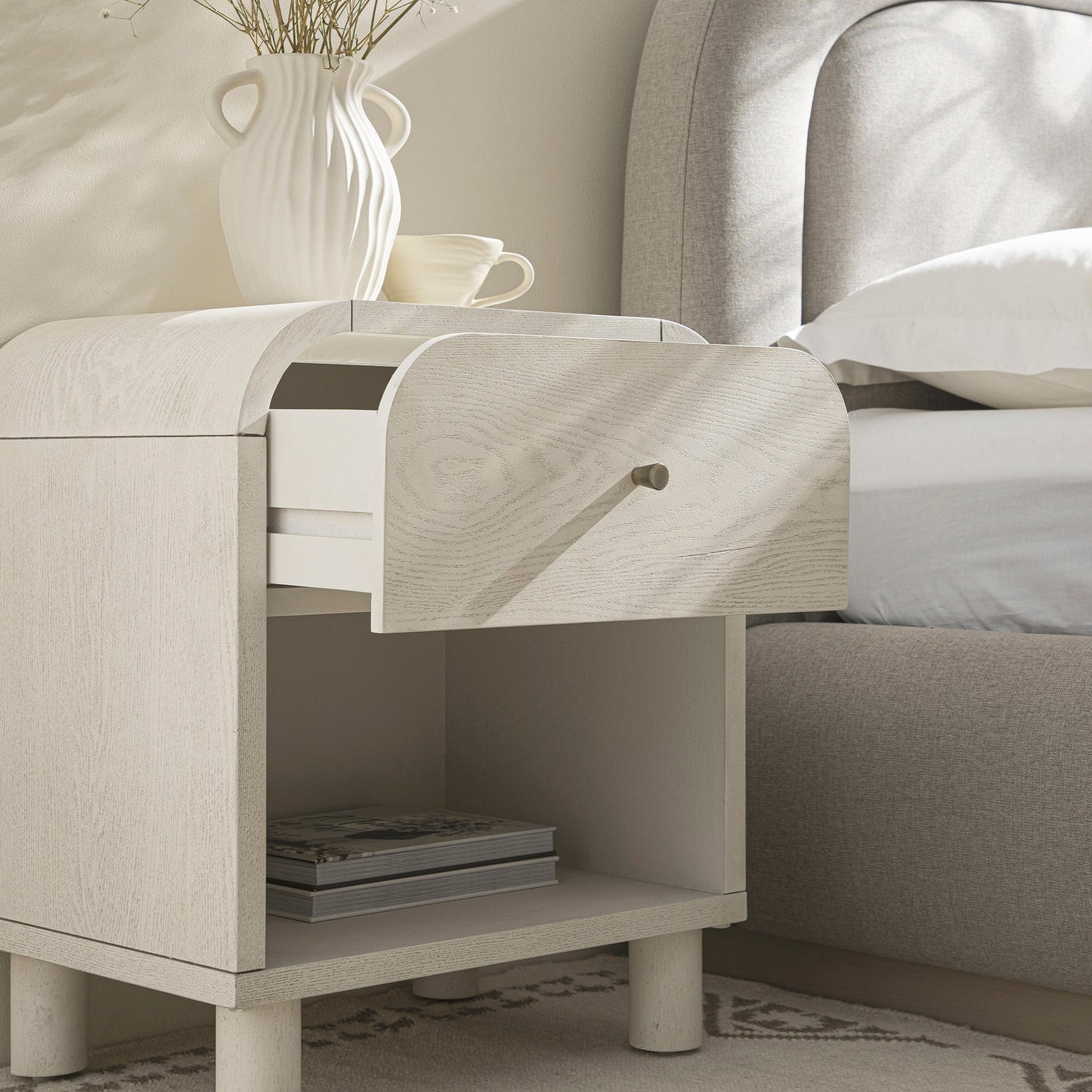 Table de chevet Maude 1 tiroir, frêne blanc lavé