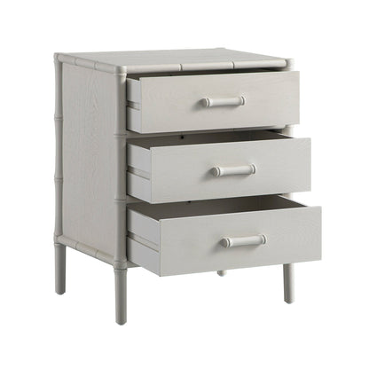 Table de chevet 3 tiroirs Elstowe en imitation bambou, blanc ombré