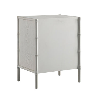 Table de chevet 3 tiroirs Elstowe en imitation bambou, blanc ombré