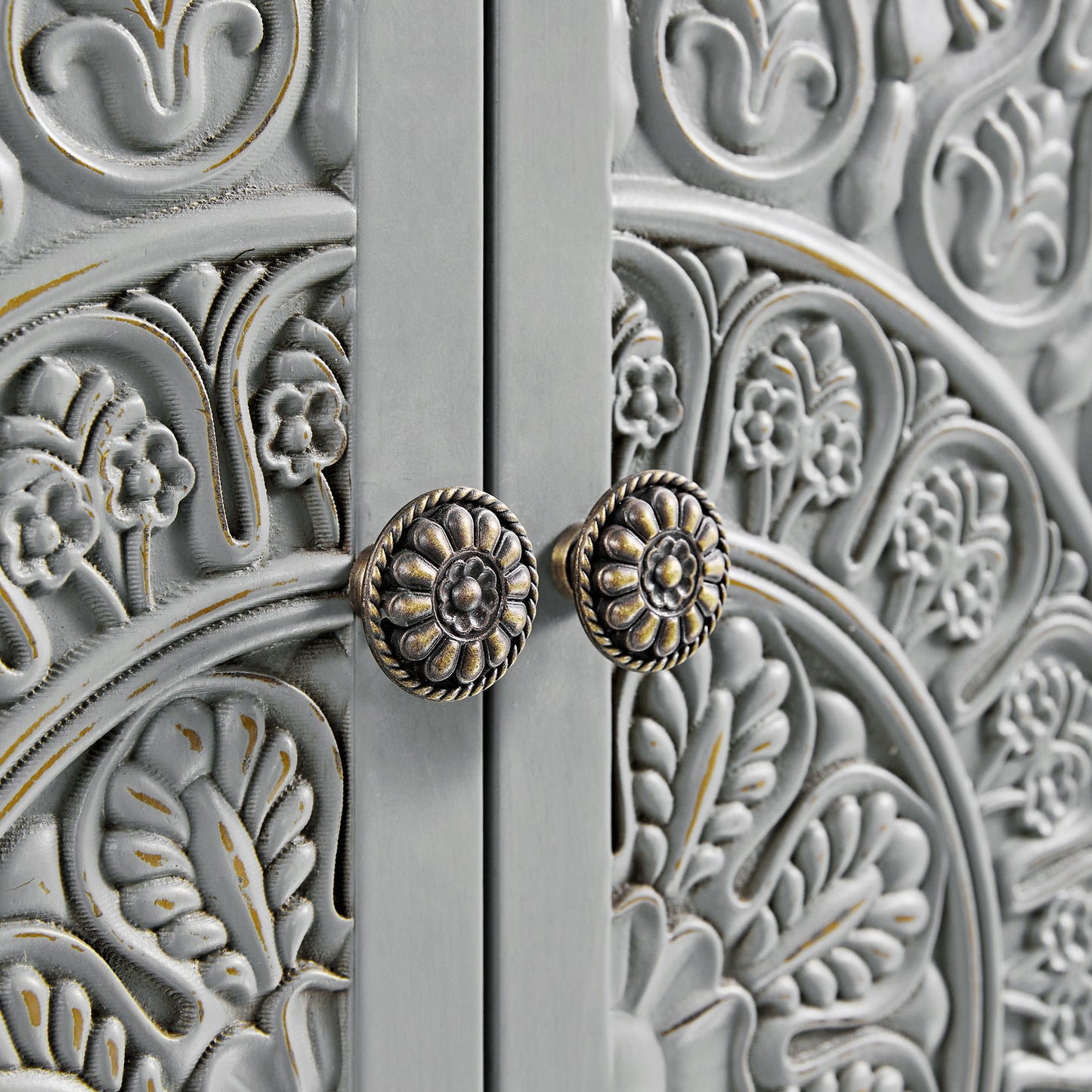 Grand buffet sculpté Chantilly gris moyen