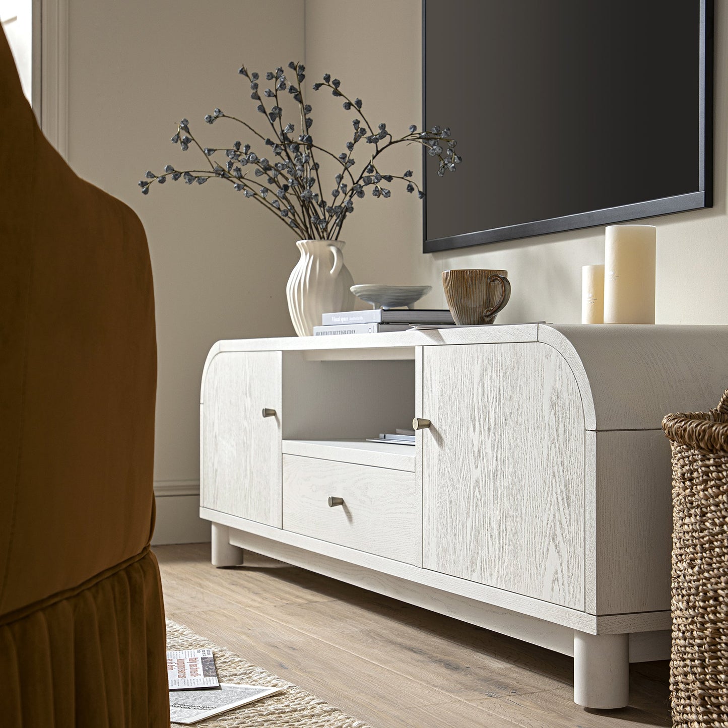 Meuble TV Maude, frêne blanc lavé