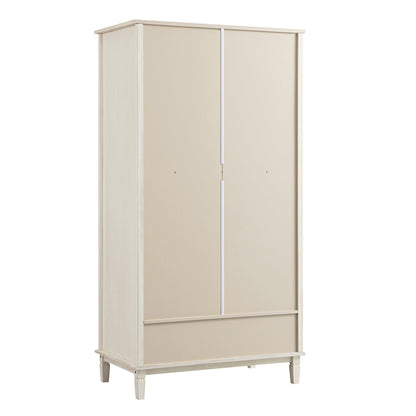 Armoire double sculptée blanchie à la chaux de Chantilly