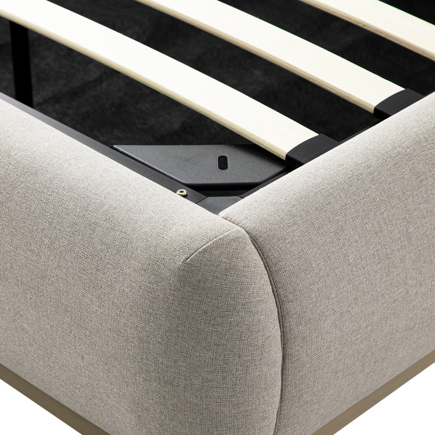 Lit avec sommier tapissier en bois Luella, tissu sable