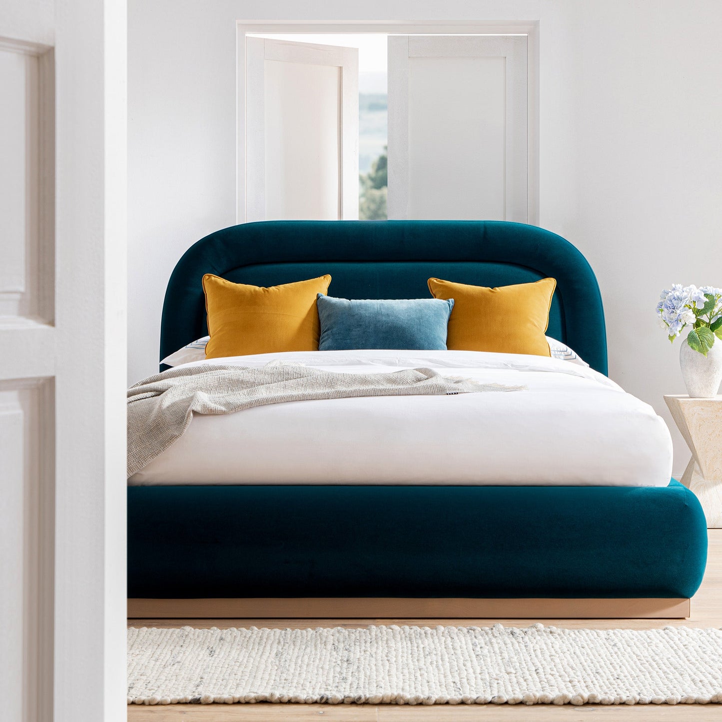 Lit de rangement rembourré en bois Luella, velours bleu sarcelle