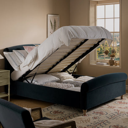 Lit traîneau ottoman Porchester avec rangement, velours bleu égéen