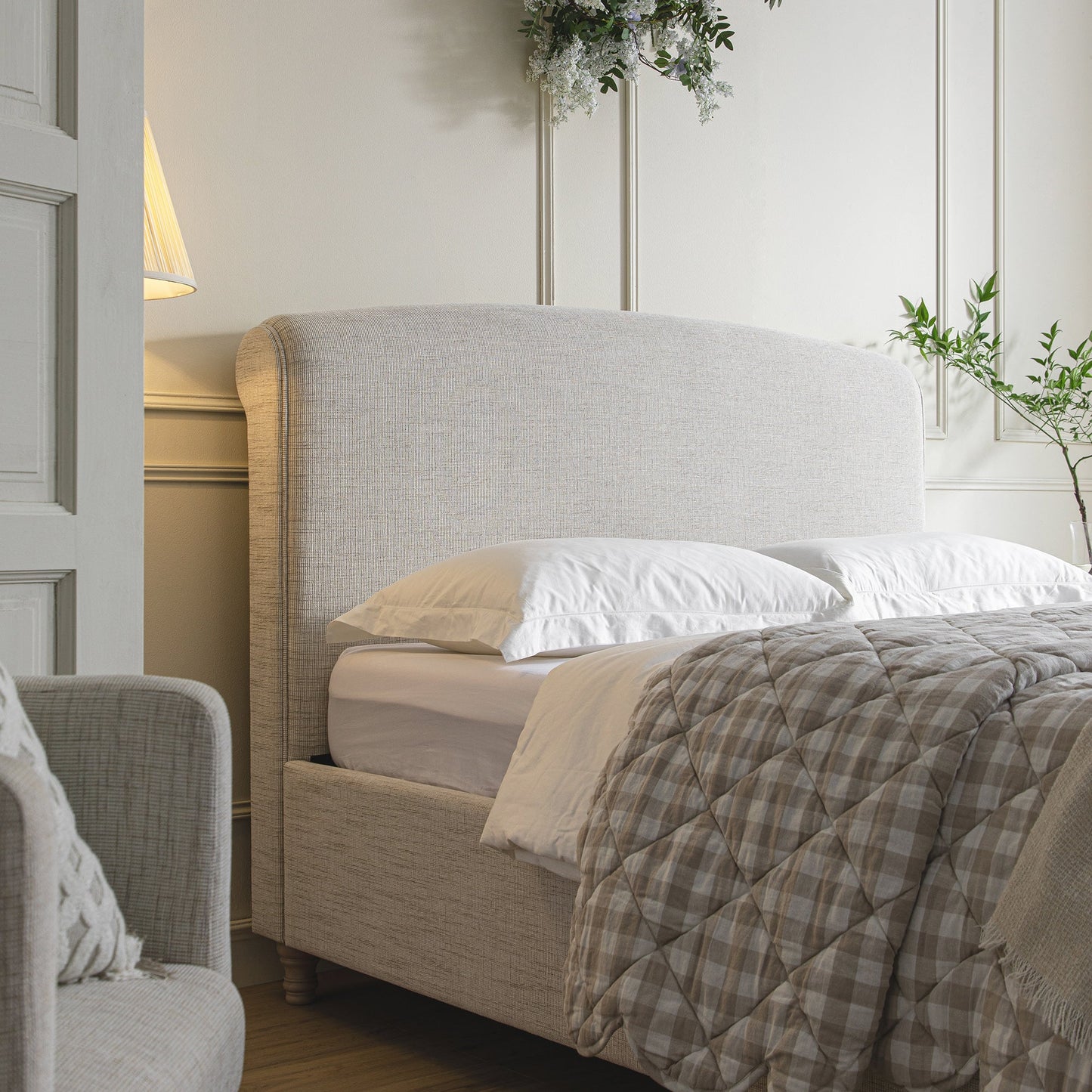 Lit-bateau de rangement ottoman Porchester, tissu texturé tissé couleur avoine