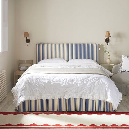 Lit ottoman de rangement à plis creux Egerton, lin rayé bleu