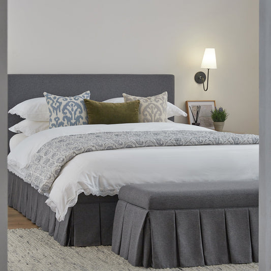 Lit ottoman de rangement à plis creux Egerton, tissu brossé anthracite