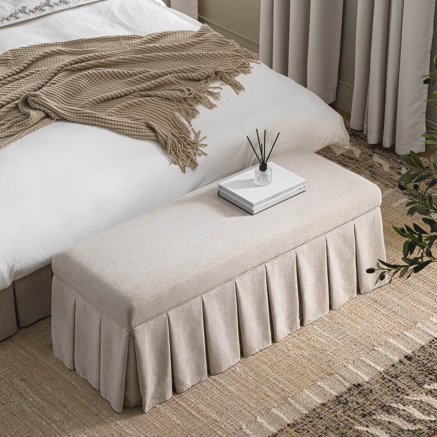 Banc de rangement à plis creux Egerton, tissu brossé avoine